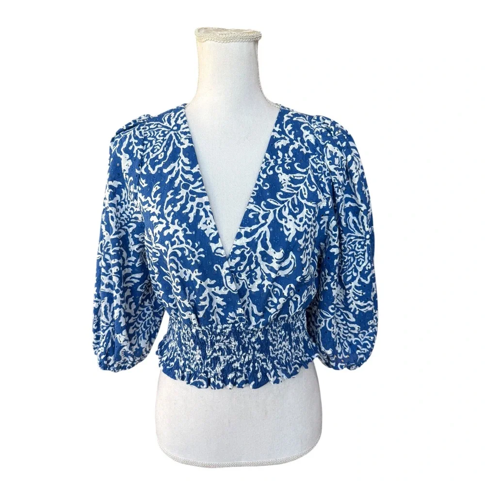 Zara Blue White Eyelet Floral Smocked Crop Top V-Neck Puff Sleeve Blouse Medium